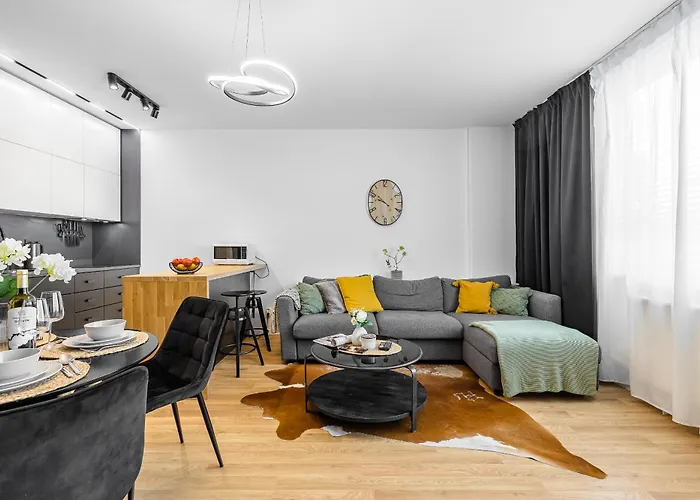 Harmony With Free Parking *