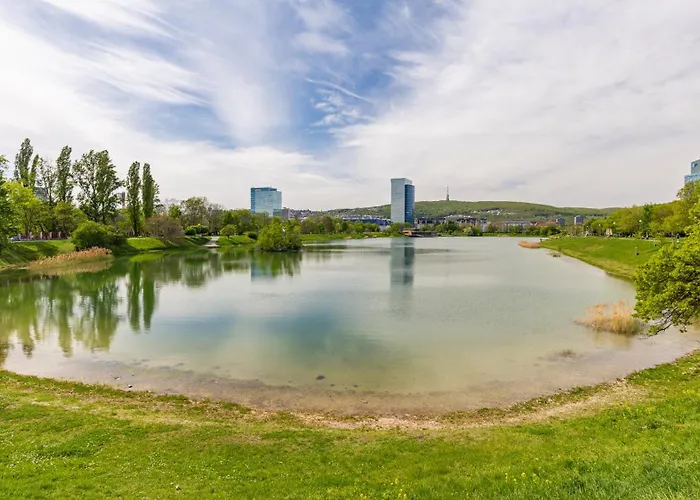 Harmony With Free Parking Apartament *